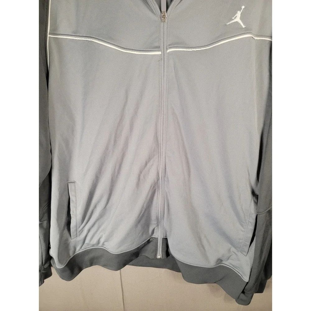 Jordan men authentic